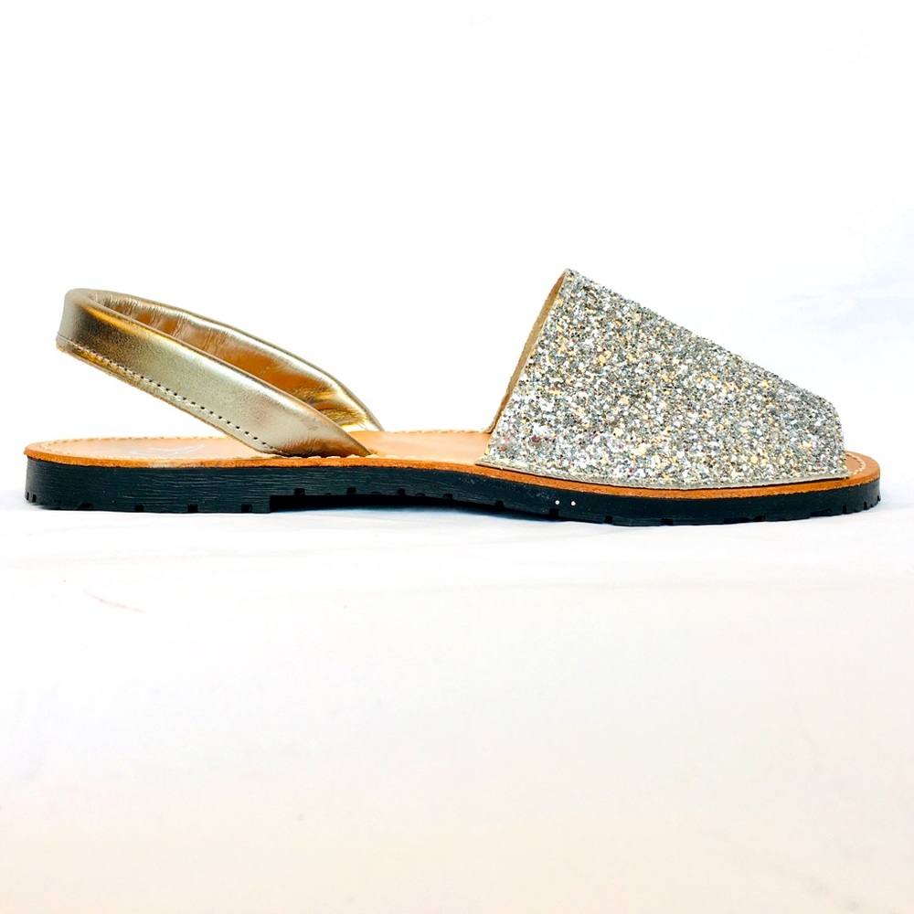 Clou Mallorquina Senora silver glitter leather sandal flat Eur 40 US 10